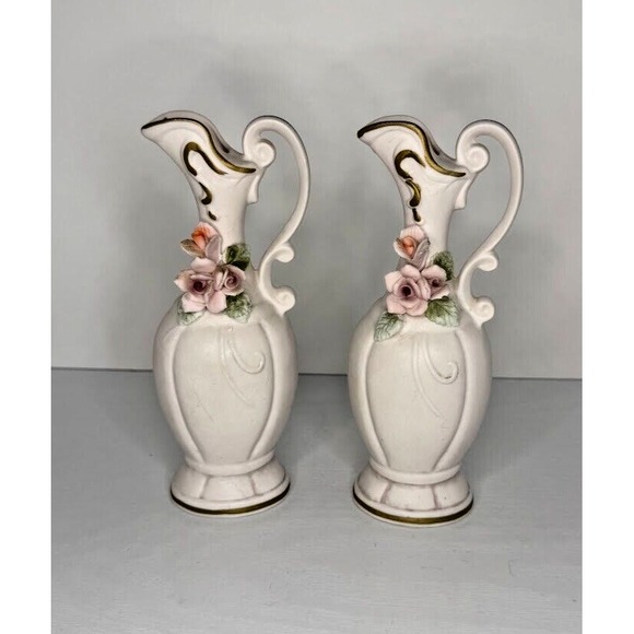 Vtg Pair Ivory Bisque 7.25" Capodimonte Unique Handle Vase Pitcher Made in Japan - Picture 1 of 12